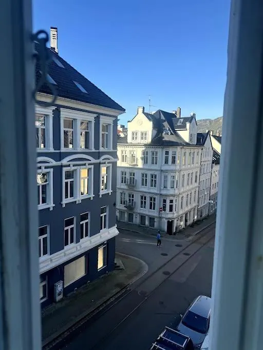 Pen Toppleilighet Midt I Sentrum Bergen Appartement